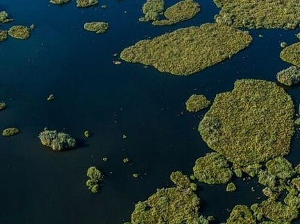 Schwimmende Inseln auf der Supii